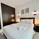 Tropical شقة